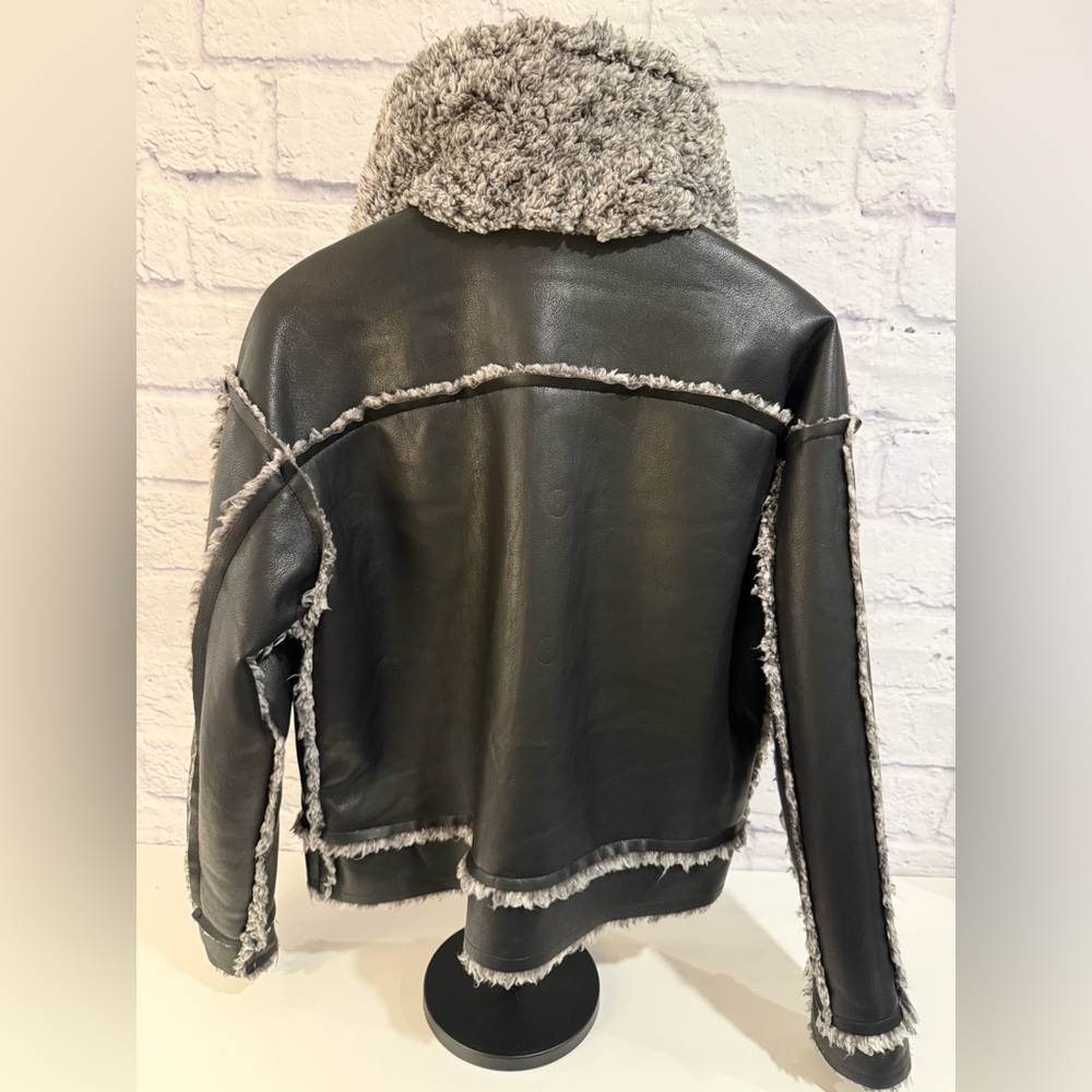 NWT💕 Current Air Reversible Charcoal Teddy 🧸Jacket Faux M - Picture 4 of 10